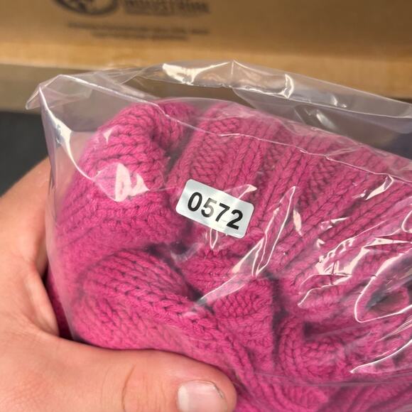 VINTAGE Disney Store Tinker Bell Sweater Girls Small Pink Knit Pullover Fairy - Picture 6 of 6